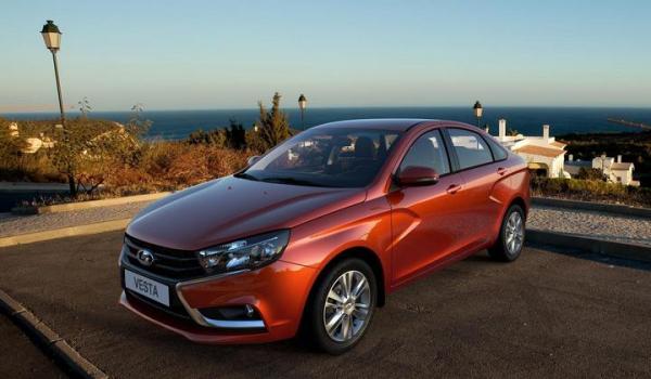Как Lada Vesta стала самым продаваемым автомобилем в России?